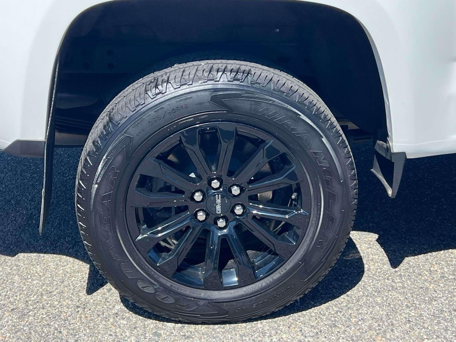 2022 GMC Canyon 4WD Crew Cab Short Box Elevation