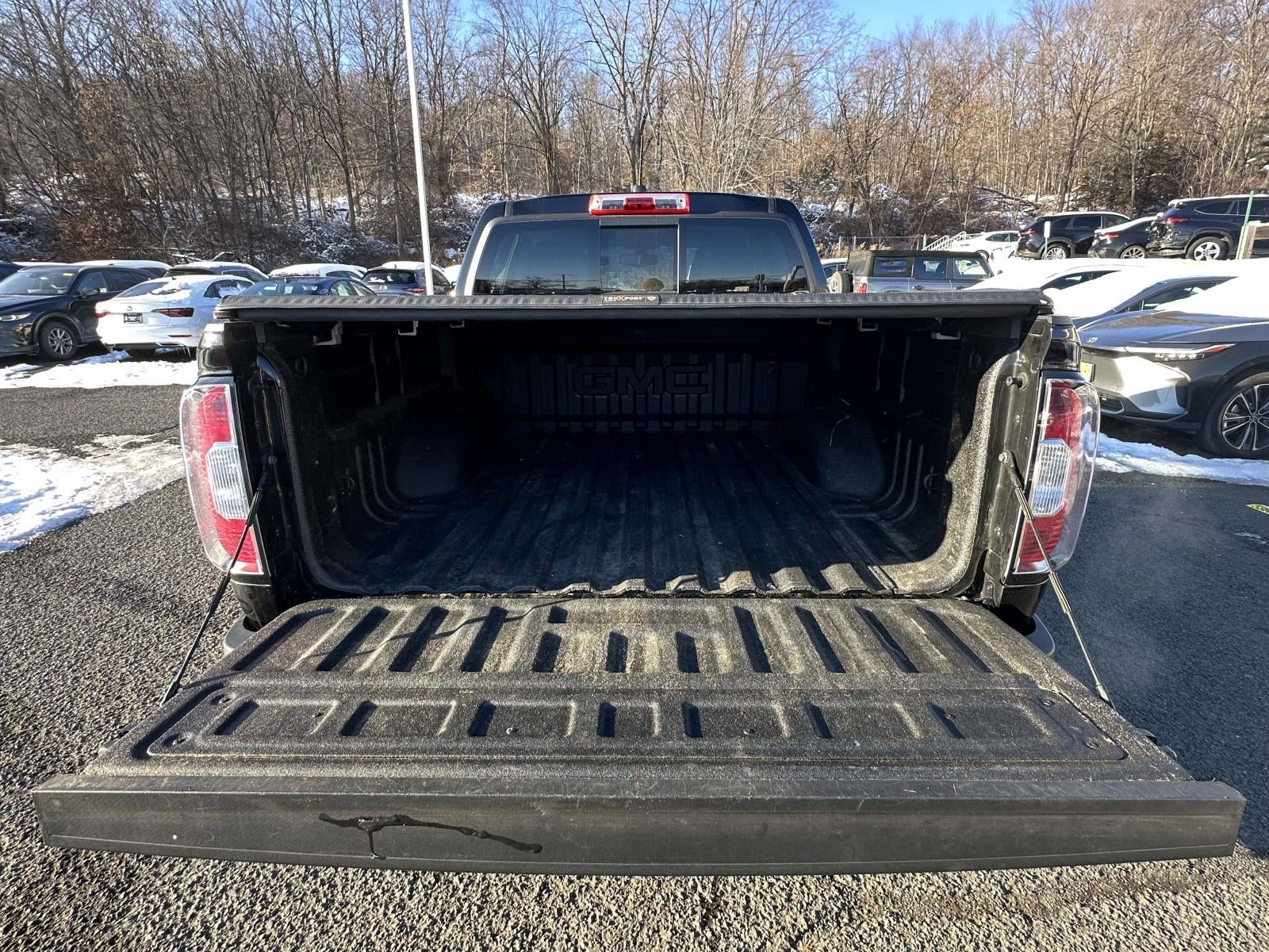 2022 GMC Canyon 4WD Crew Cab Short Box Elevation