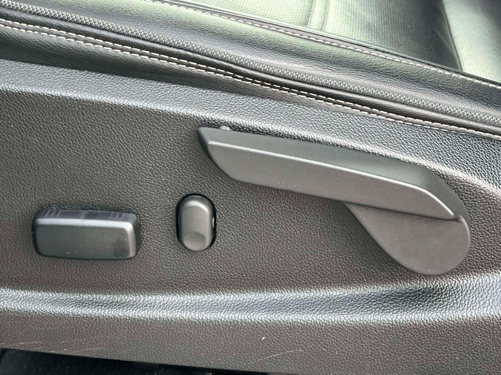 2022 GMC Canyon 4WD Crew Cab Long Box Denali