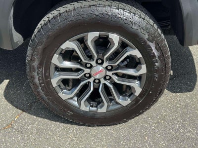 2025 GMC Canyon 4WD Denali