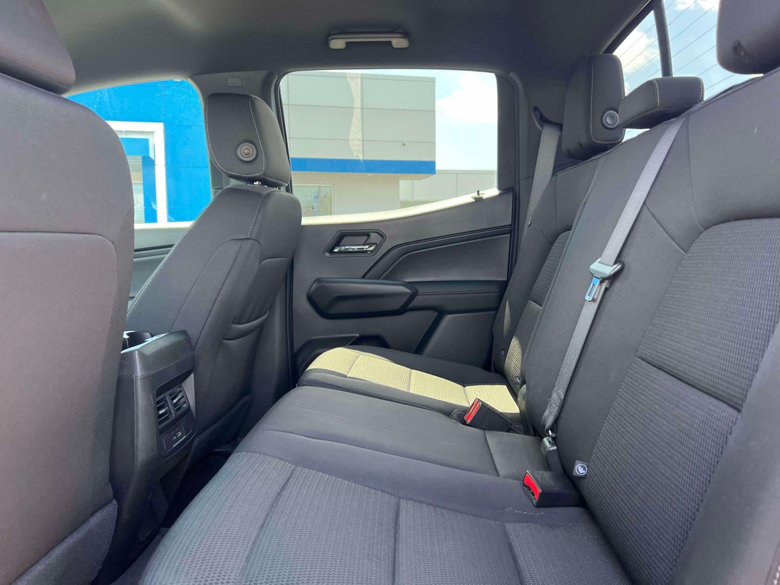 2023 GMC Canyon 4WD Crew Cab Short Box Elevation