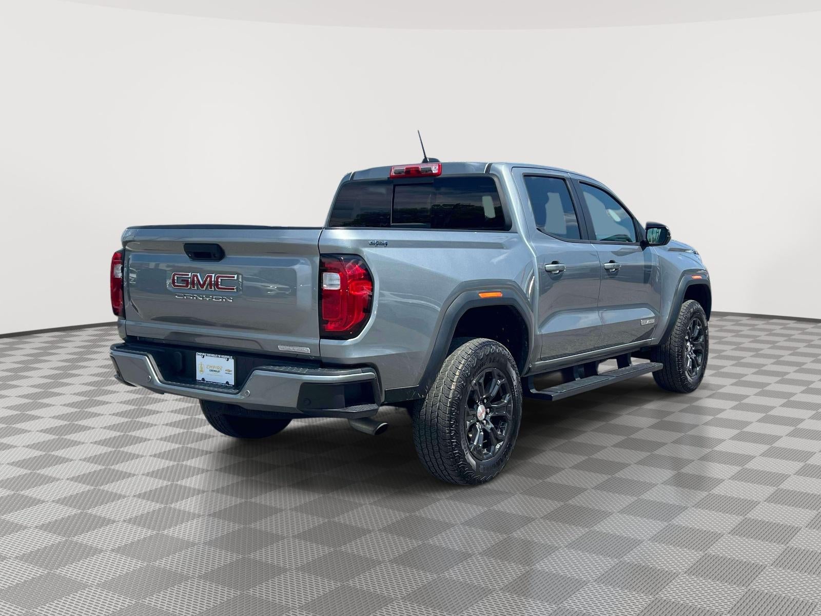 2023 GMC Canyon 4WD Crew Cab Short Box Elevation