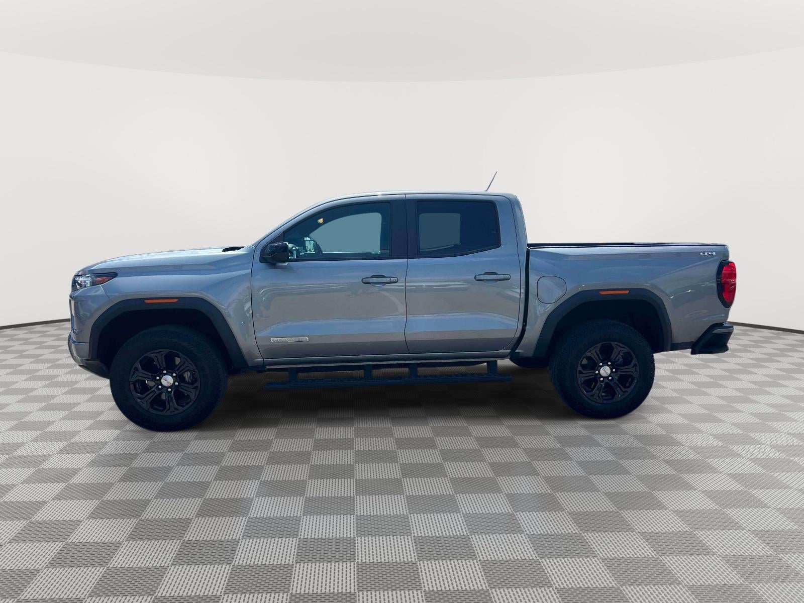 2023 GMC Canyon 4WD Crew Cab Short Box Elevation
