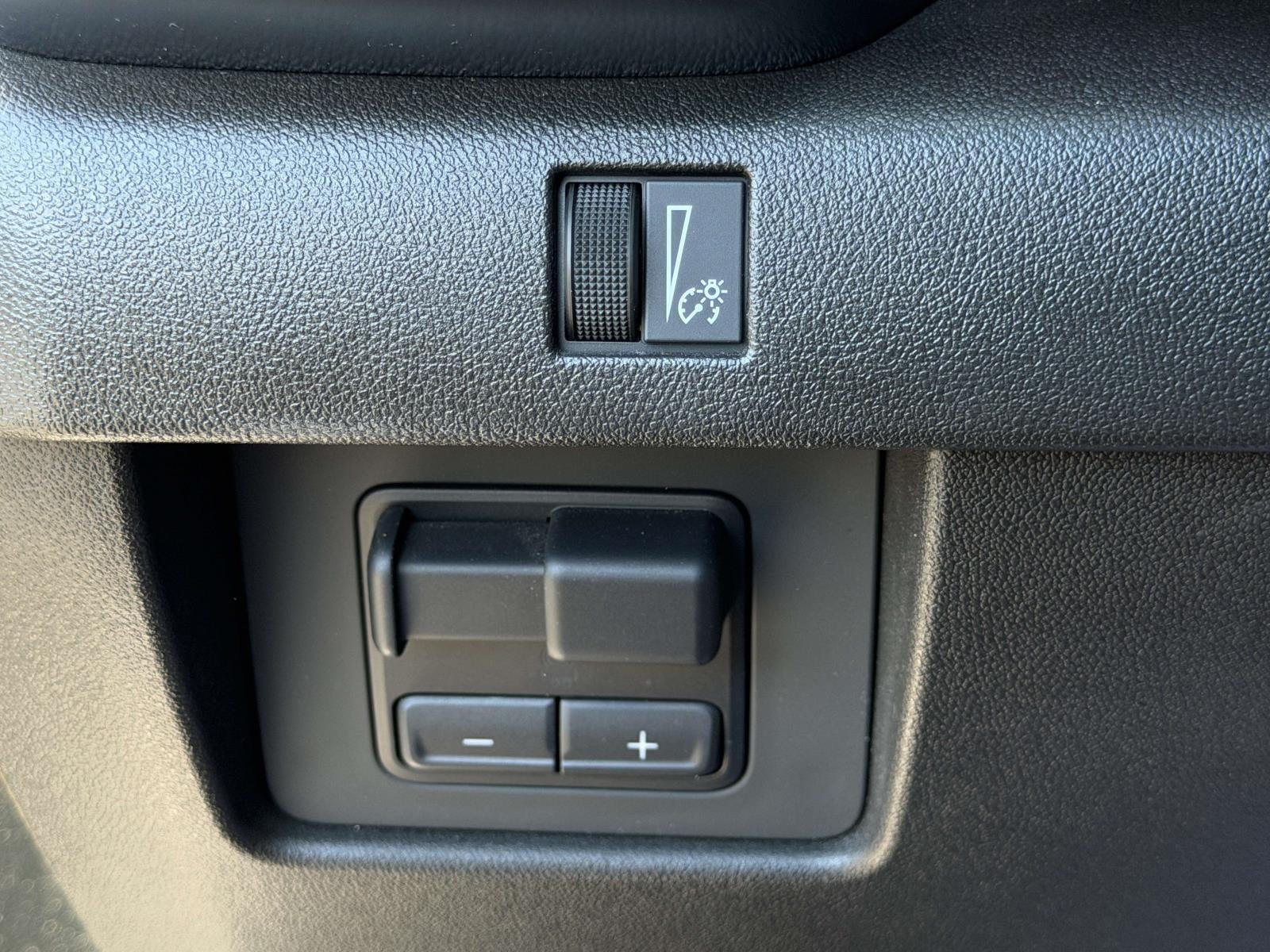 2024 GMC Canyon 4WD AT4