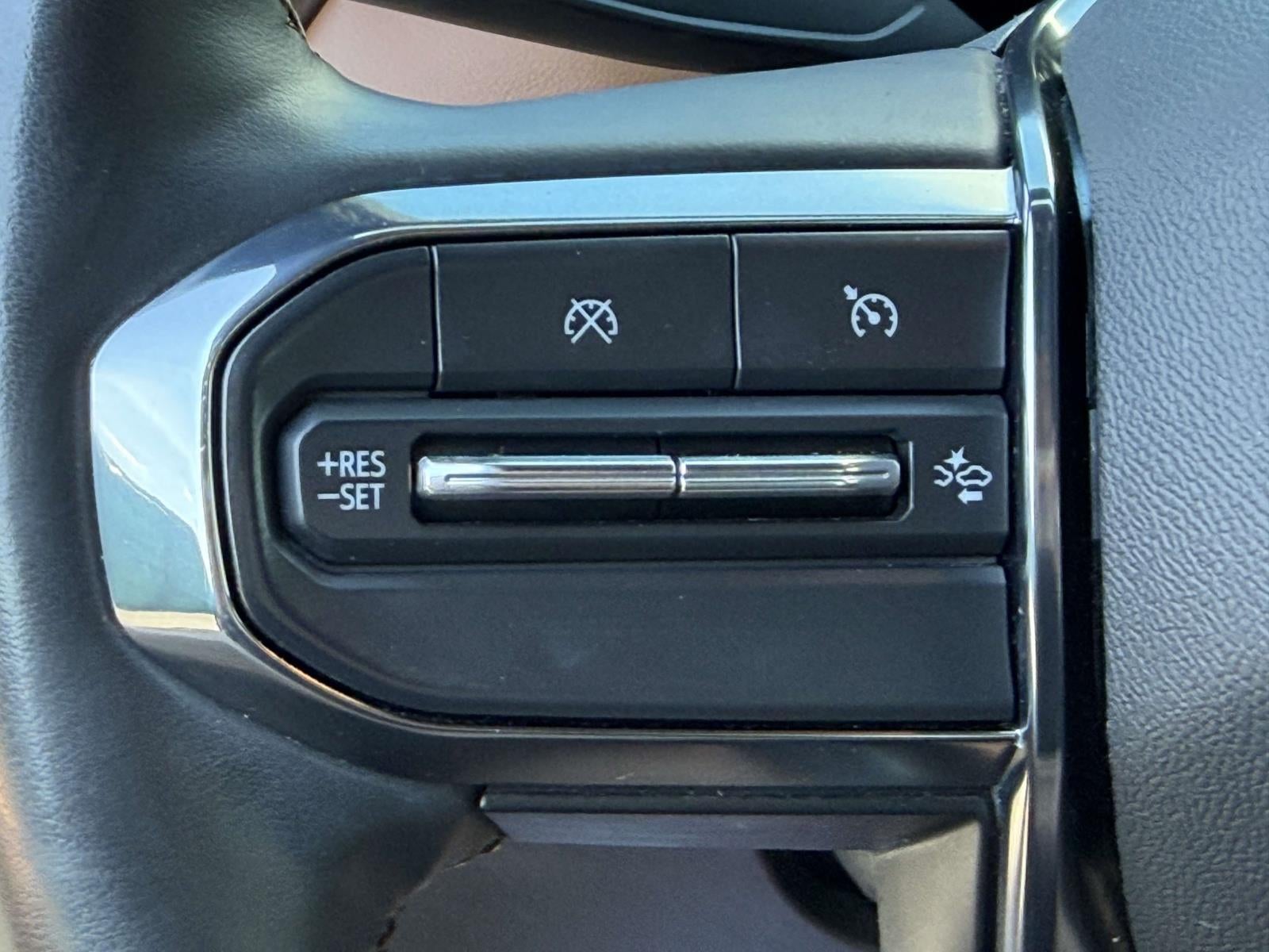 2024 GMC Canyon 4WD AT4