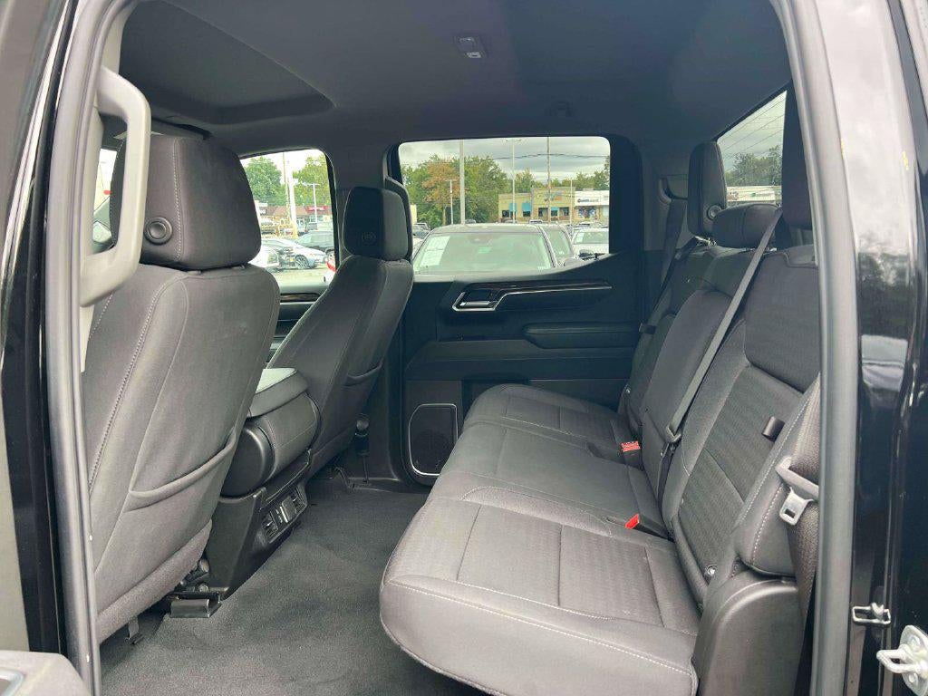 2025 GMC Sierra 1500 4WD Crew Cab Short Box Elevation with 3VL