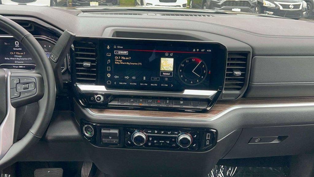 2025 GMC Sierra 1500 4WD Crew Cab Short Box Elevation with 3VL