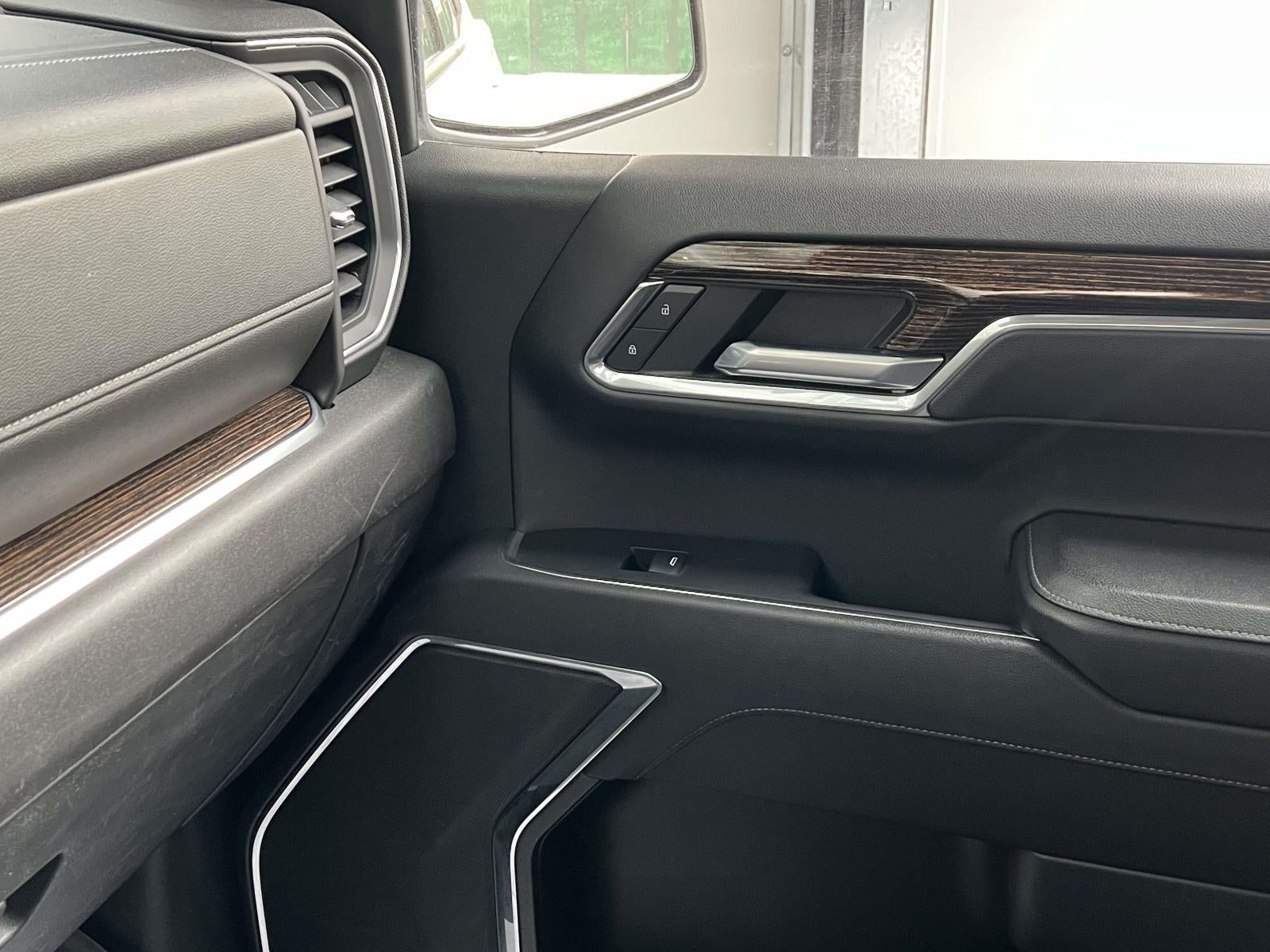 2023 GMC Sierra 1500 4WD Double Cab Standard Box Elevation with 3SB