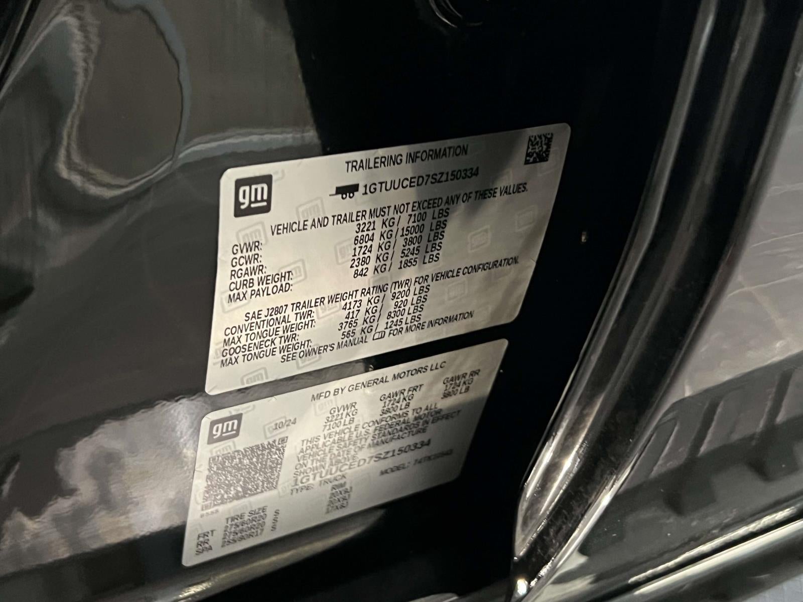 2025 GMC Sierra 1500 4WD Crew Cab Short Box Elevation with 3SB