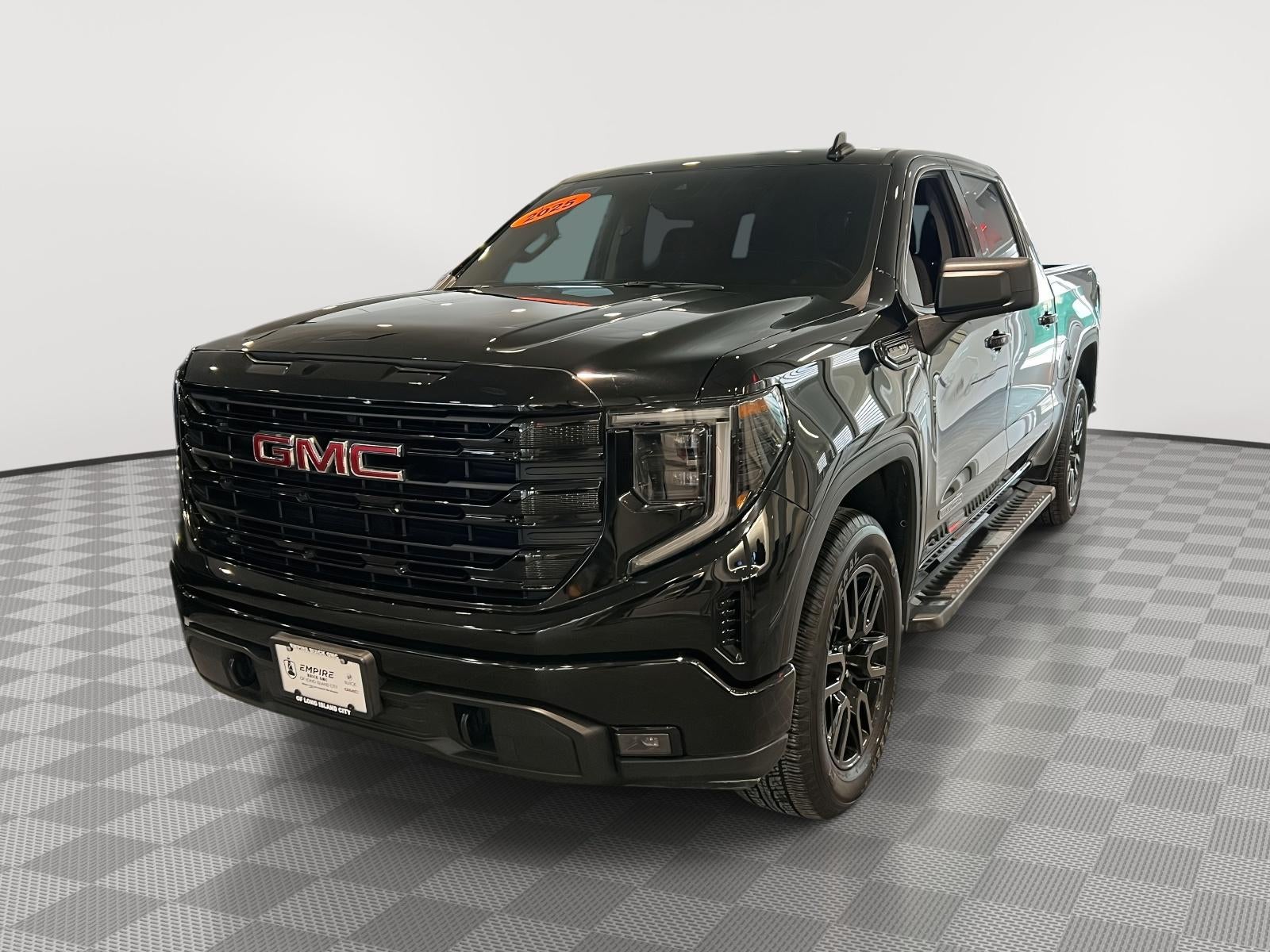 2025 GMC Sierra 1500 4WD Crew Cab Short Box Elevation with 3SB