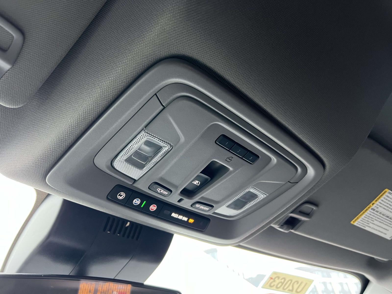 2025 GMC Sierra 1500 4WD Crew Cab Short Box Elevation with 3SB