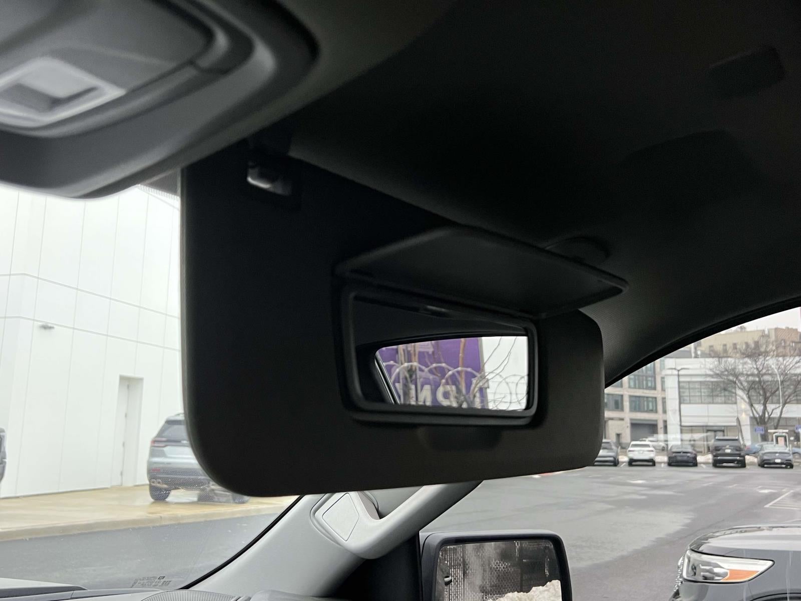 2025 GMC Sierra 1500 4WD Crew Cab Short Box Elevation with 3SB