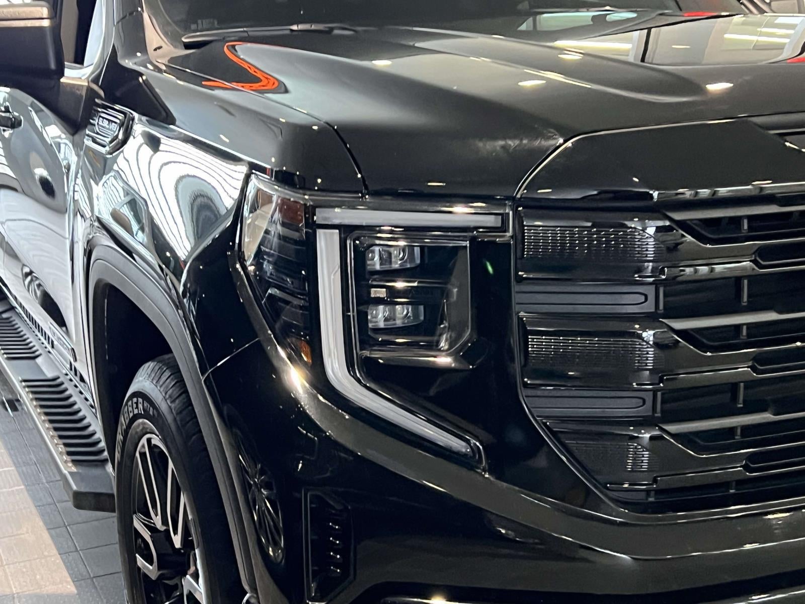 2025 GMC Sierra 1500 4WD Crew Cab Short Box Elevation with 3SB