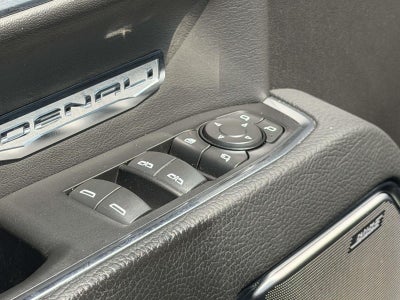 2025 GMC Sierra 1500 4WD Crew Cab Short Box Denali