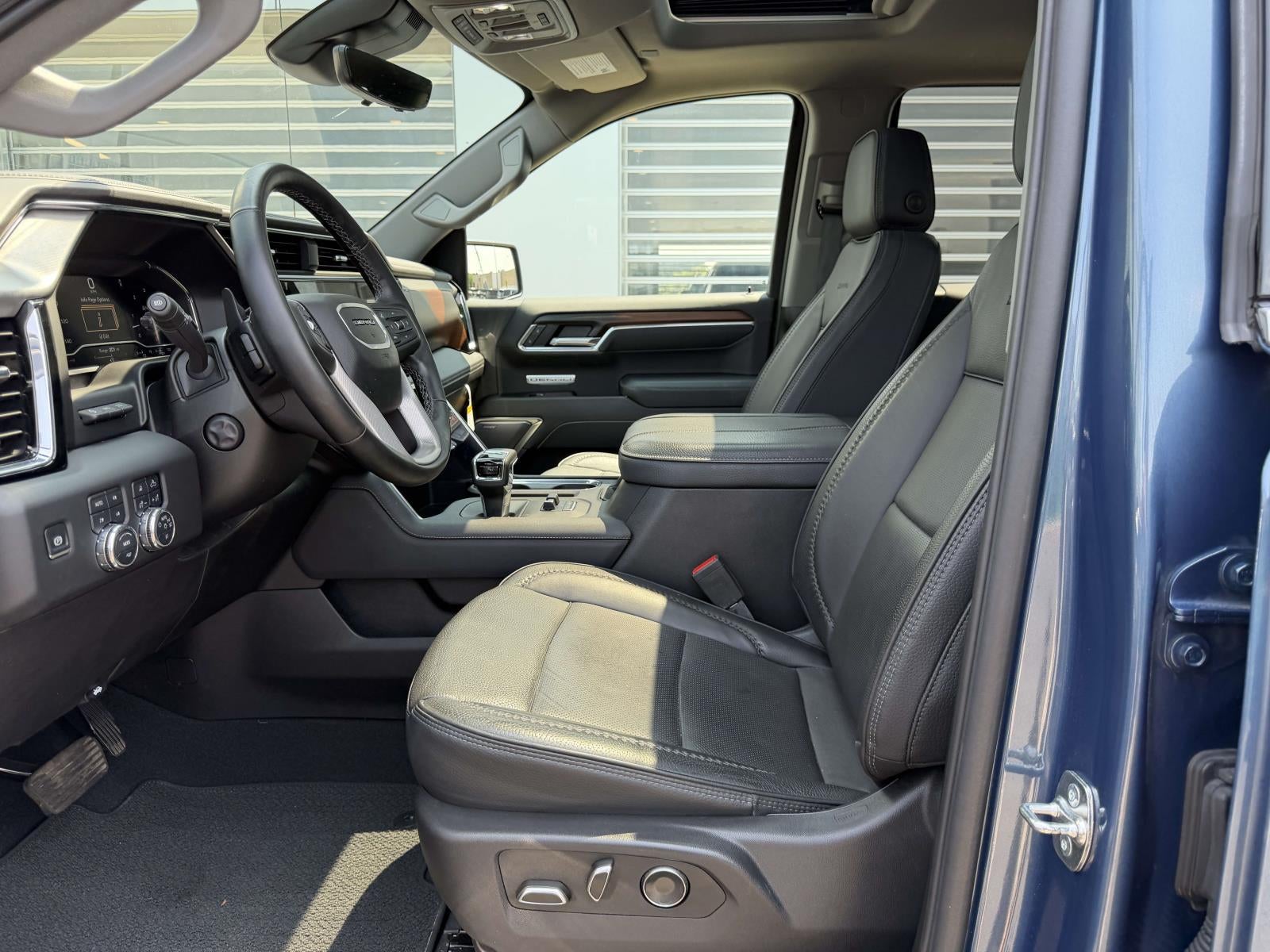 2025 GMC Sierra 1500 4WD Crew Cab Short Box Denali