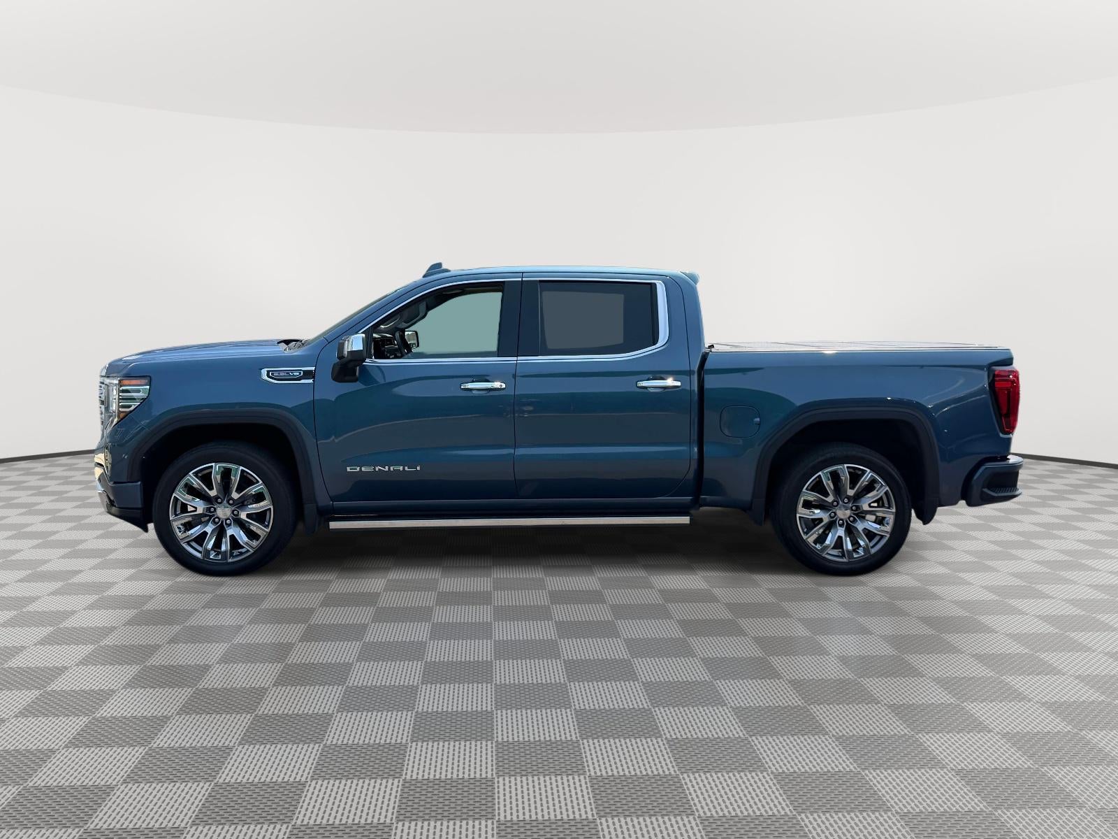 2025 GMC Sierra 1500 4WD Crew Cab Short Box Denali