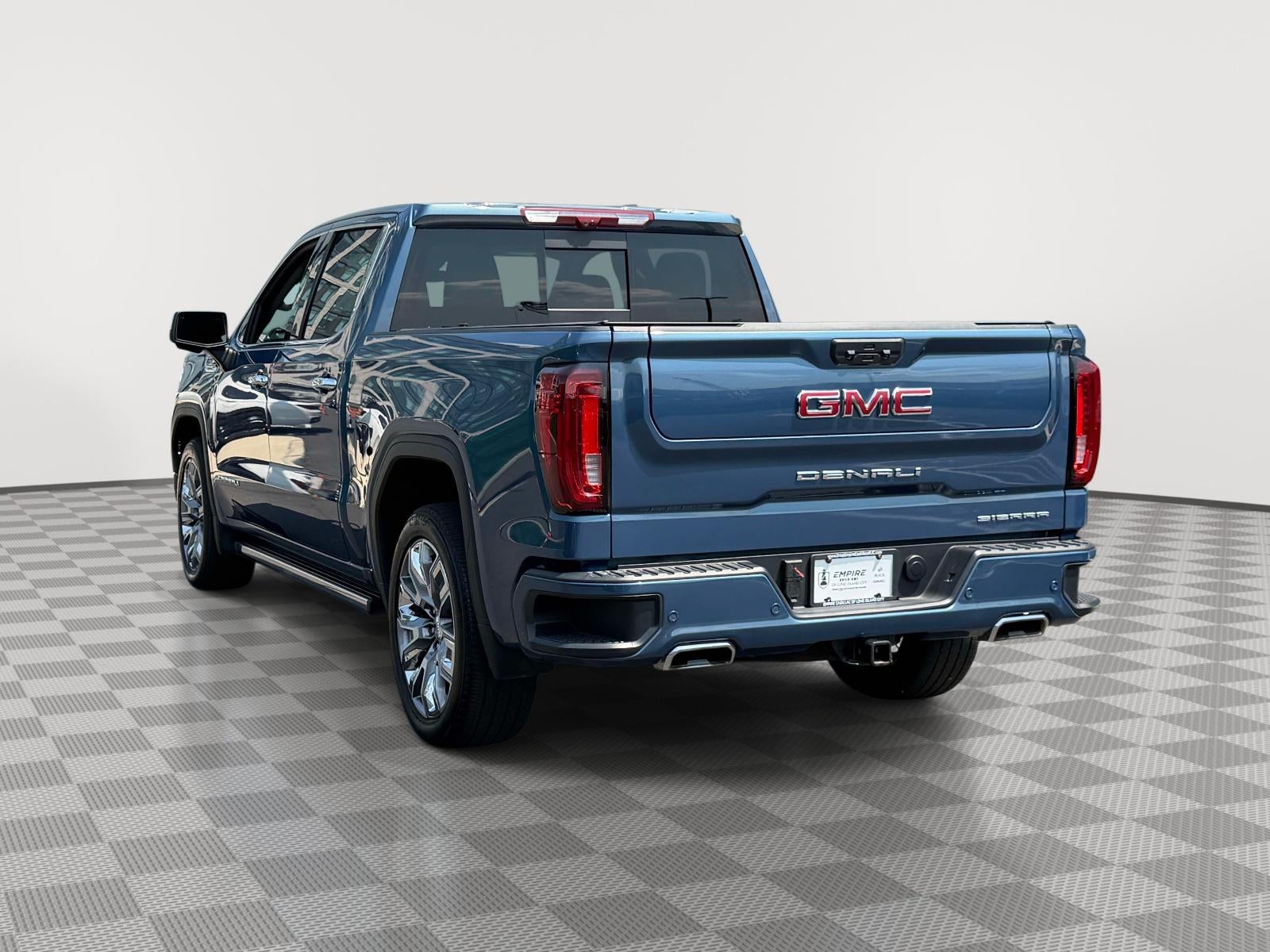 2025 GMC Sierra 1500 4WD Crew Cab Short Box Denali