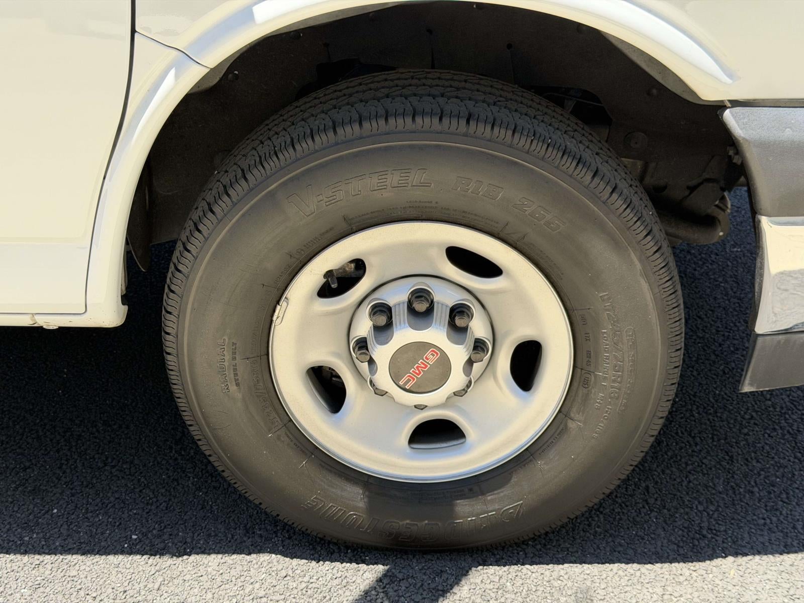 2025 GMC Savana Cargo RWD 2500 Regular Wheelbase Work Van