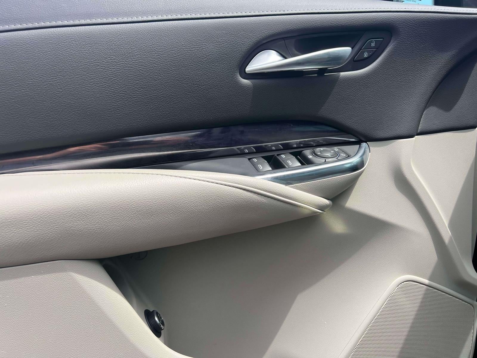2023 Cadillac XT4 FWD Luxury