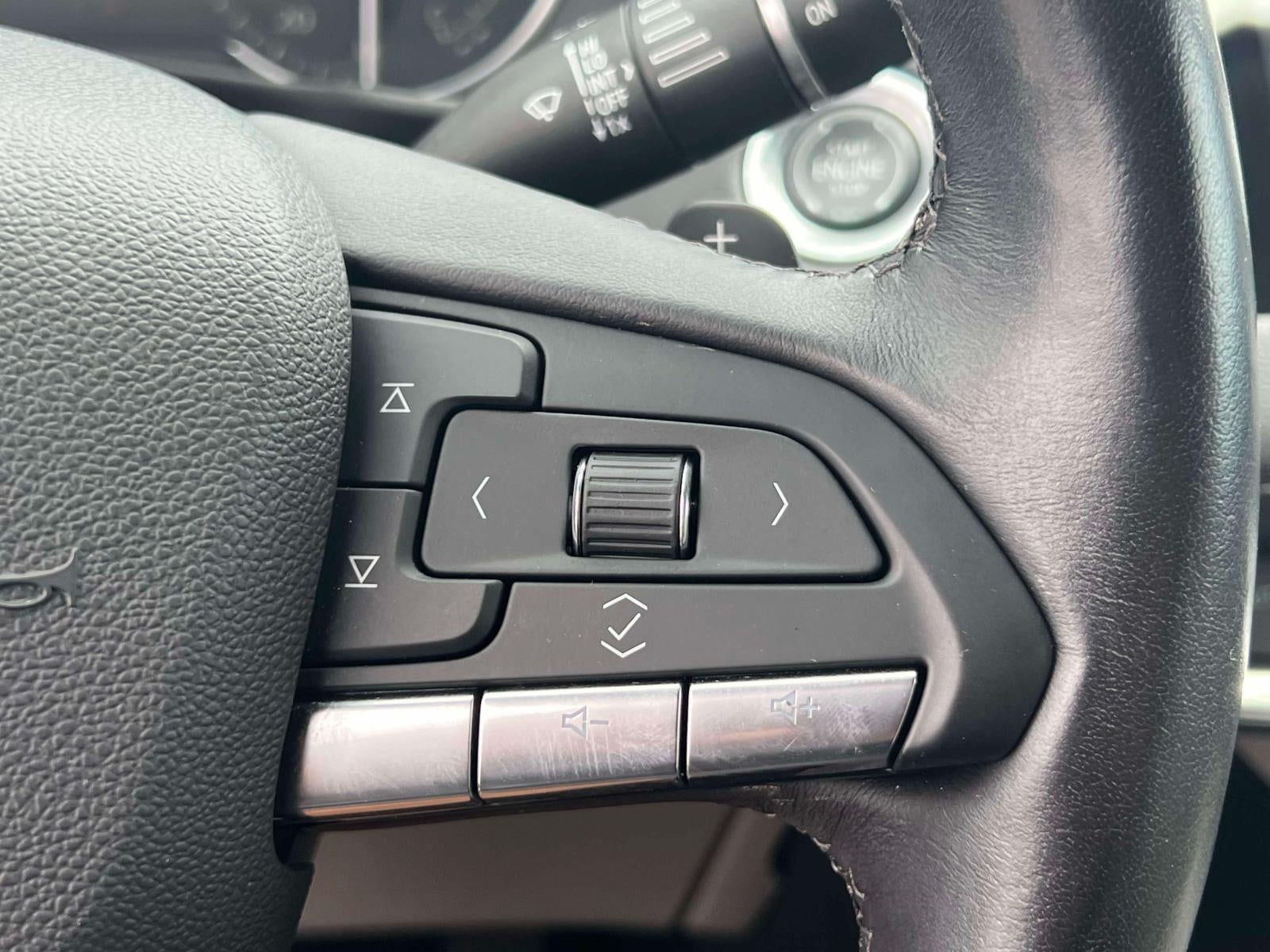 2023 Cadillac XT4 FWD Luxury