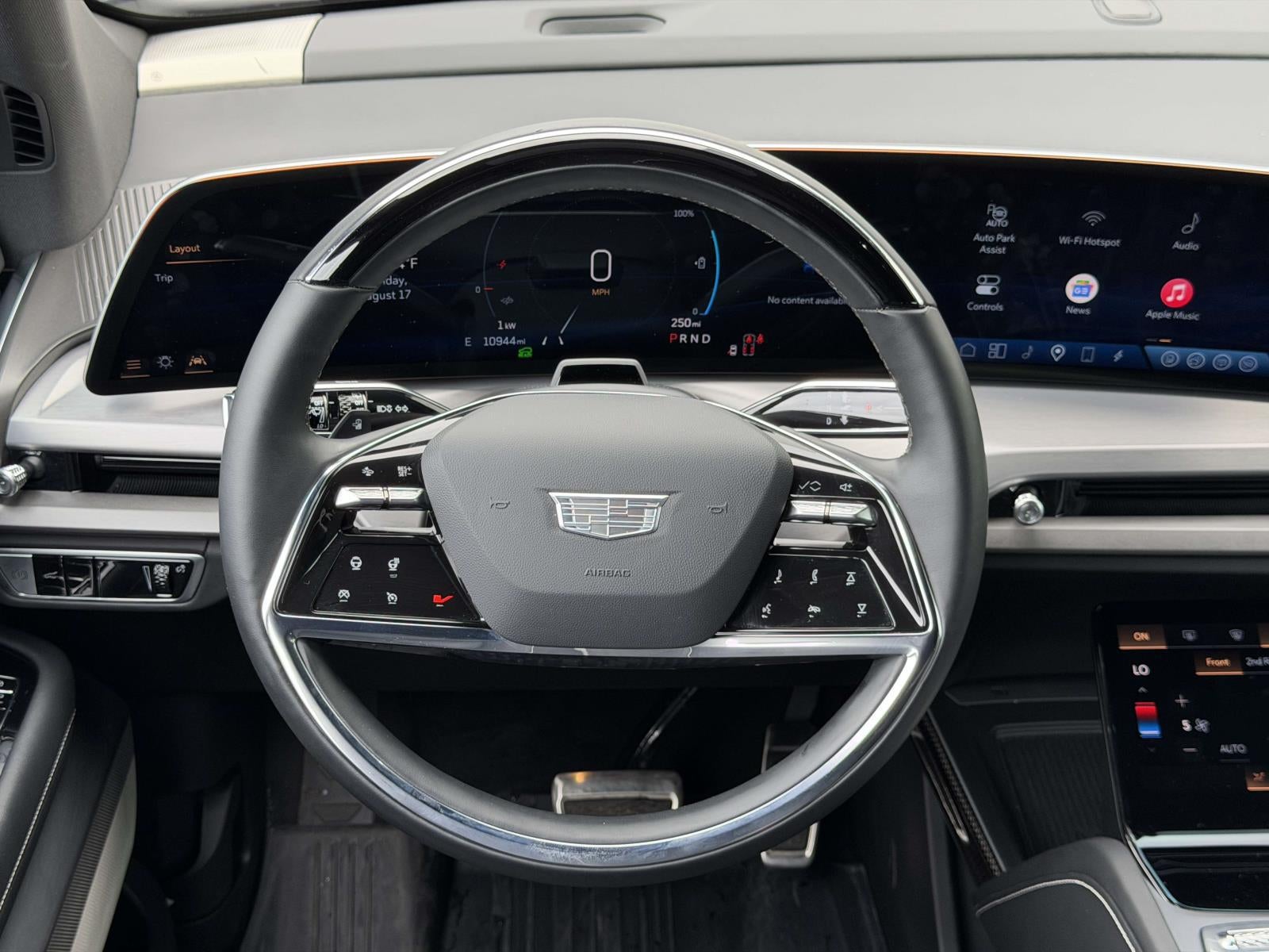 2026 Cadillac VISTIQ Sport