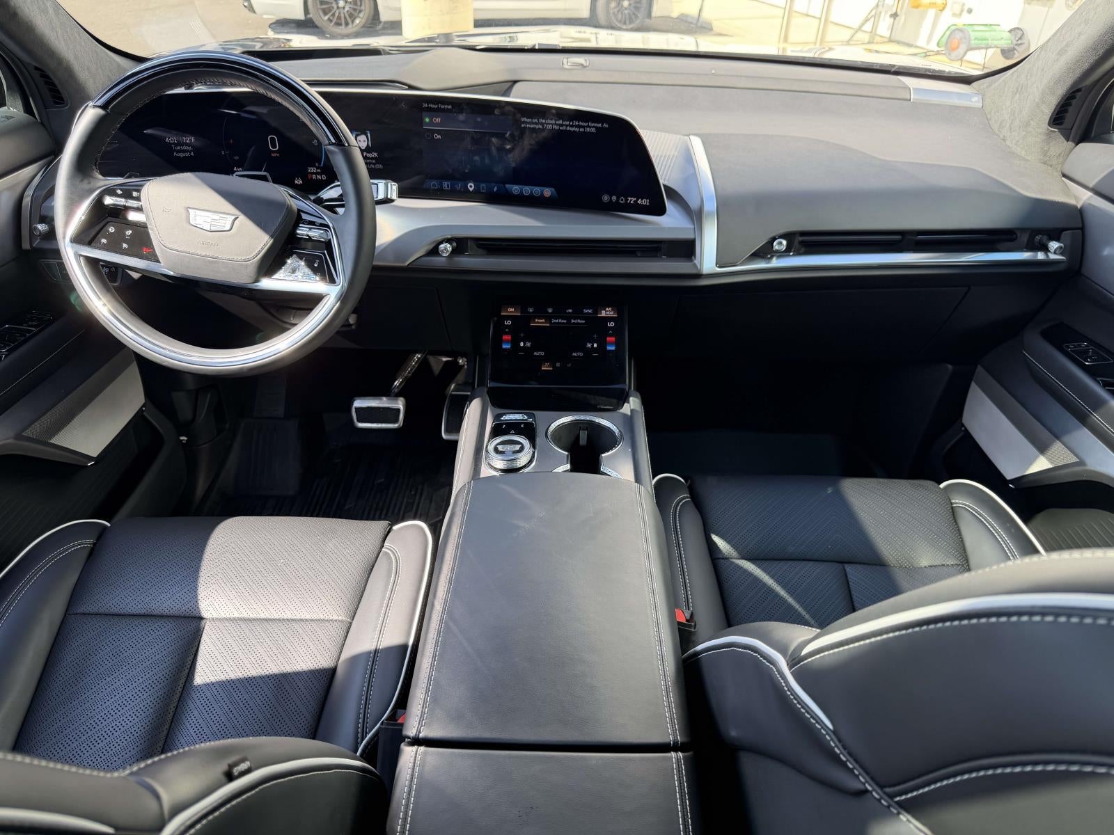2026 Cadillac VISTIQ Platinum