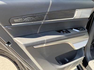 2026 Cadillac VISTIQ Platinum