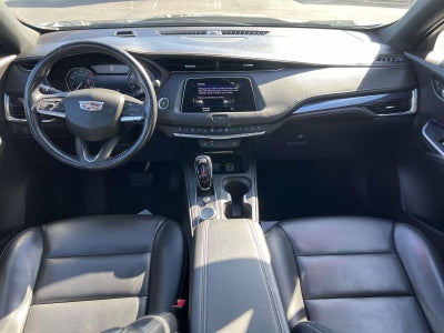 2023 Cadillac XT4 AWD Luxury