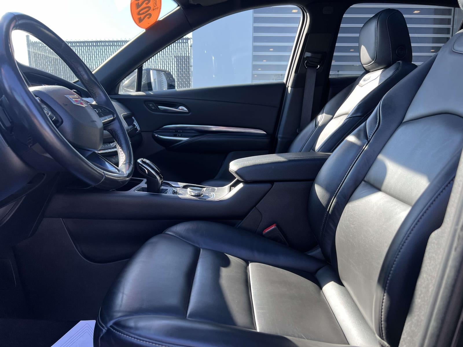 2023 Cadillac XT4 AWD Luxury