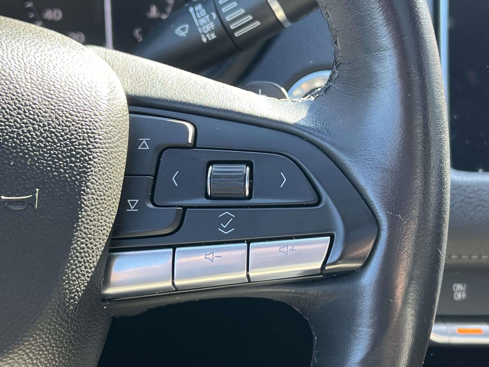 2023 Cadillac XT4 AWD Luxury