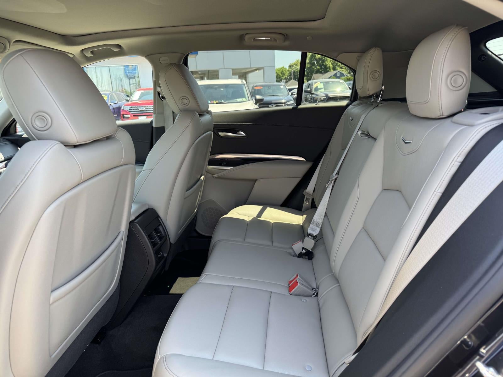 2022 Cadillac XT4 AWD Luxury