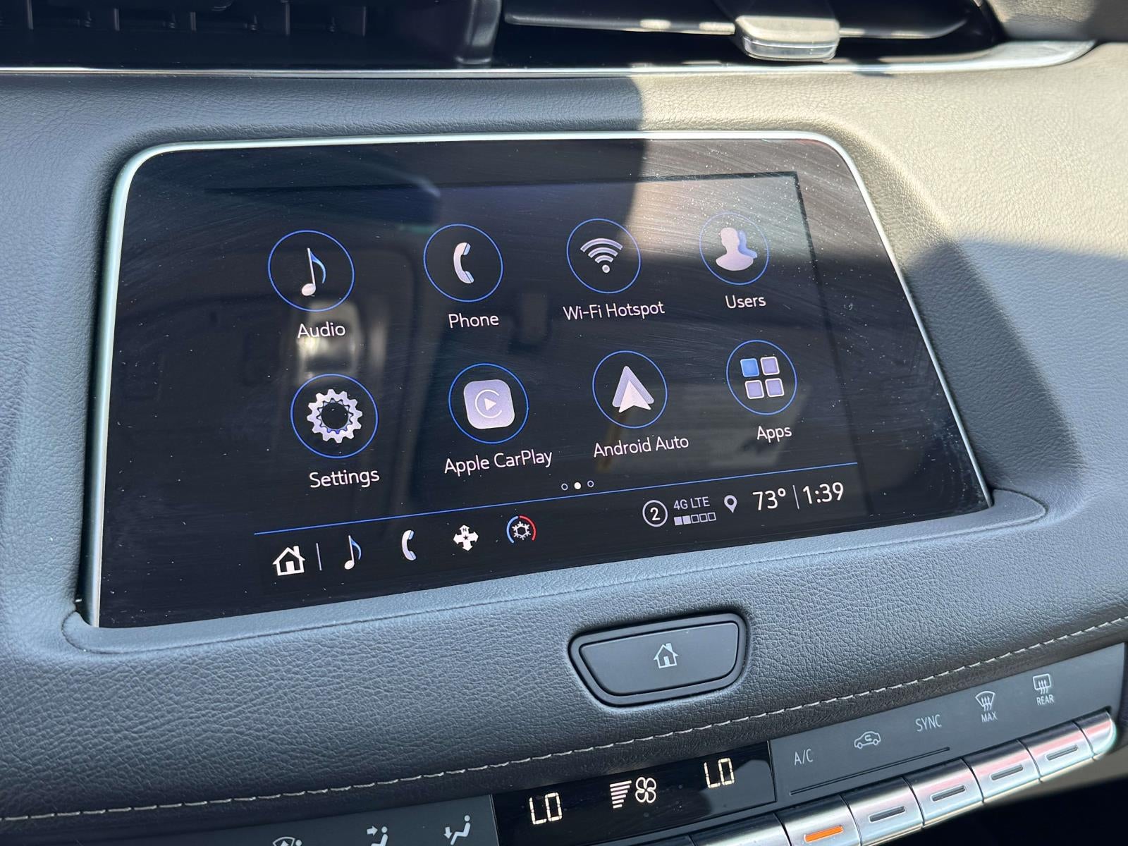 2022 Cadillac XT4 AWD Luxury