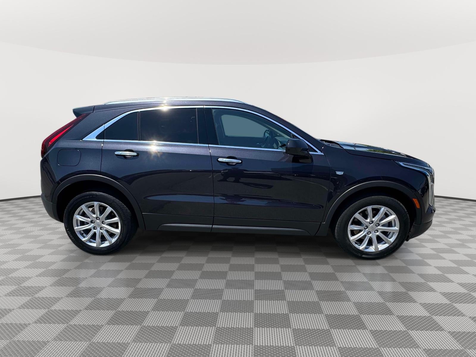 2022 Cadillac XT4 AWD Luxury