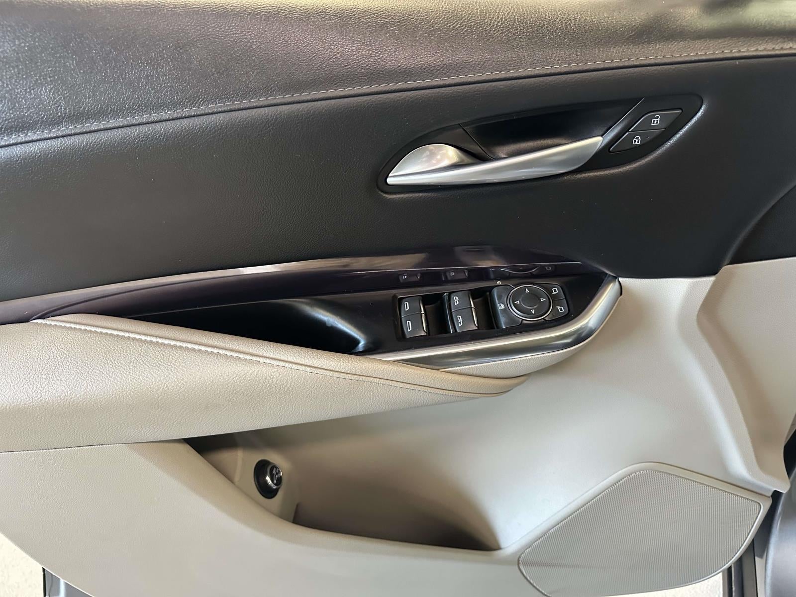 2023 Cadillac XT4 AWD Luxury