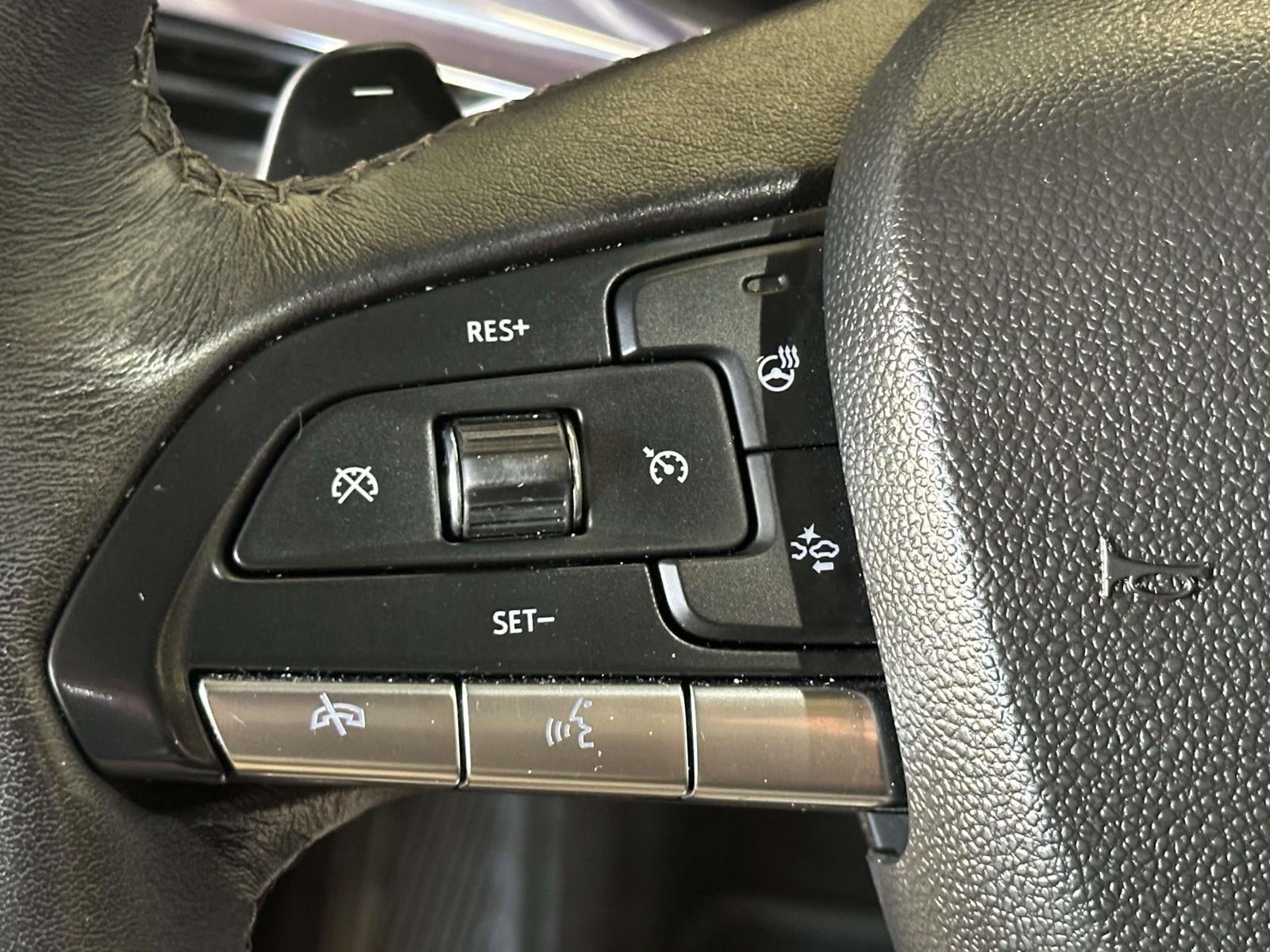 2023 Cadillac XT4 AWD Luxury