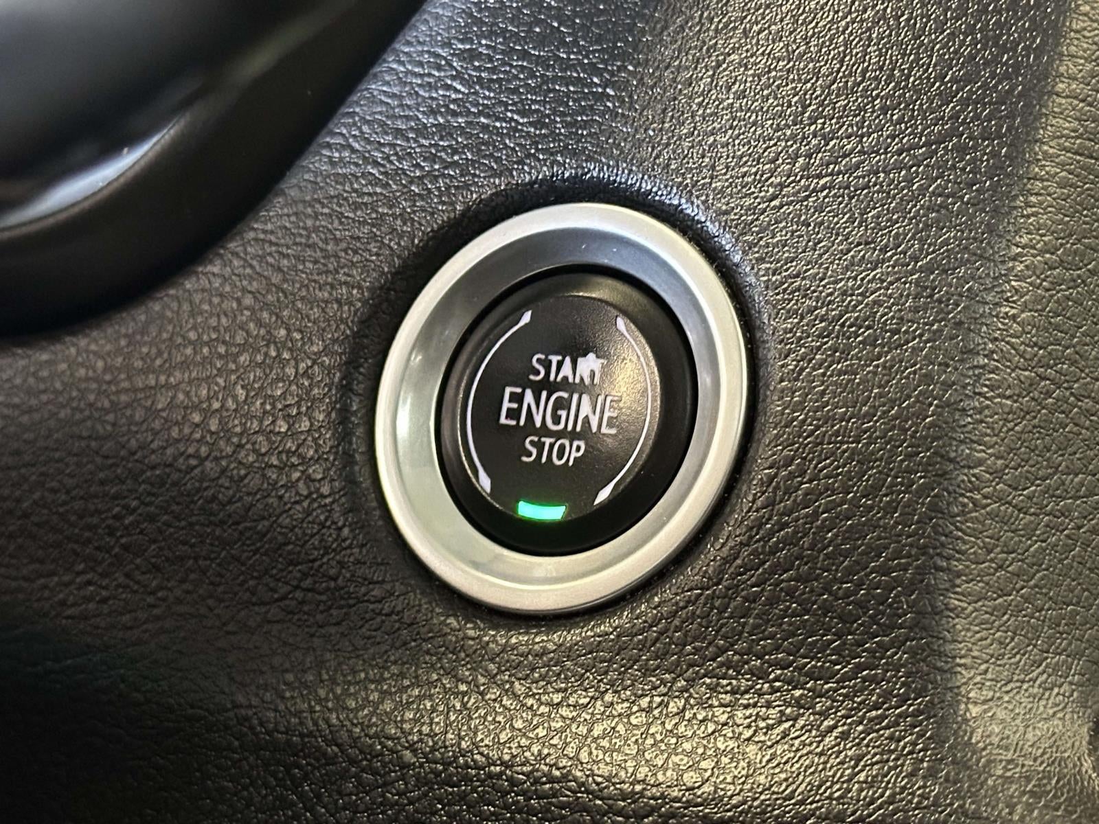 2023 Cadillac XT4 AWD Luxury