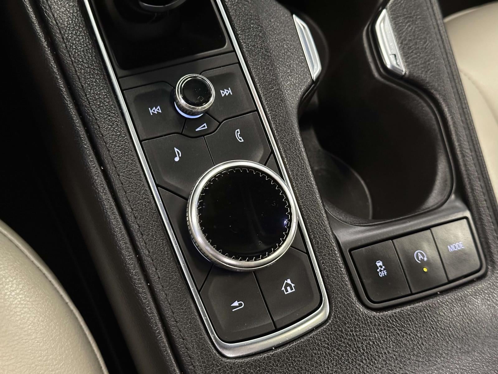 2023 Cadillac XT4 AWD Luxury