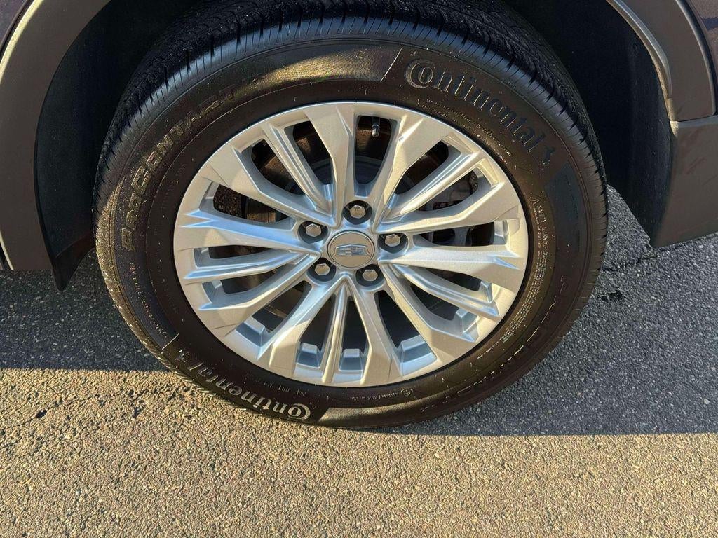 2024 Cadillac XT4 AWD Luxury