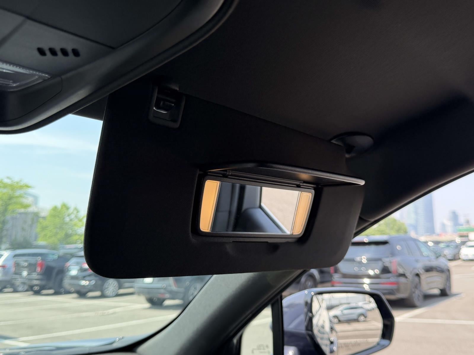 2024 Cadillac XT4 AWD Luxury