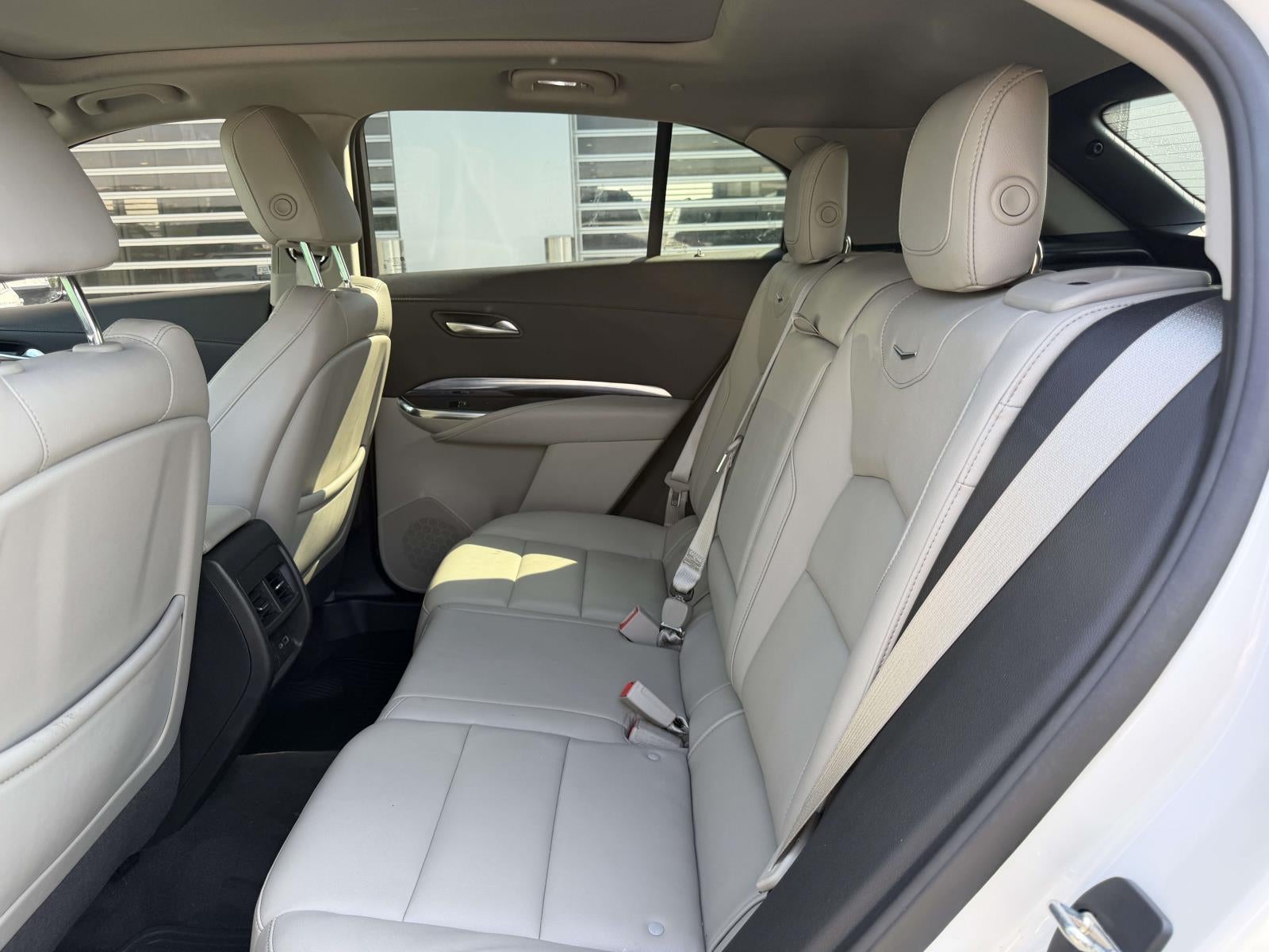 2023 Cadillac XT4 AWD Luxury