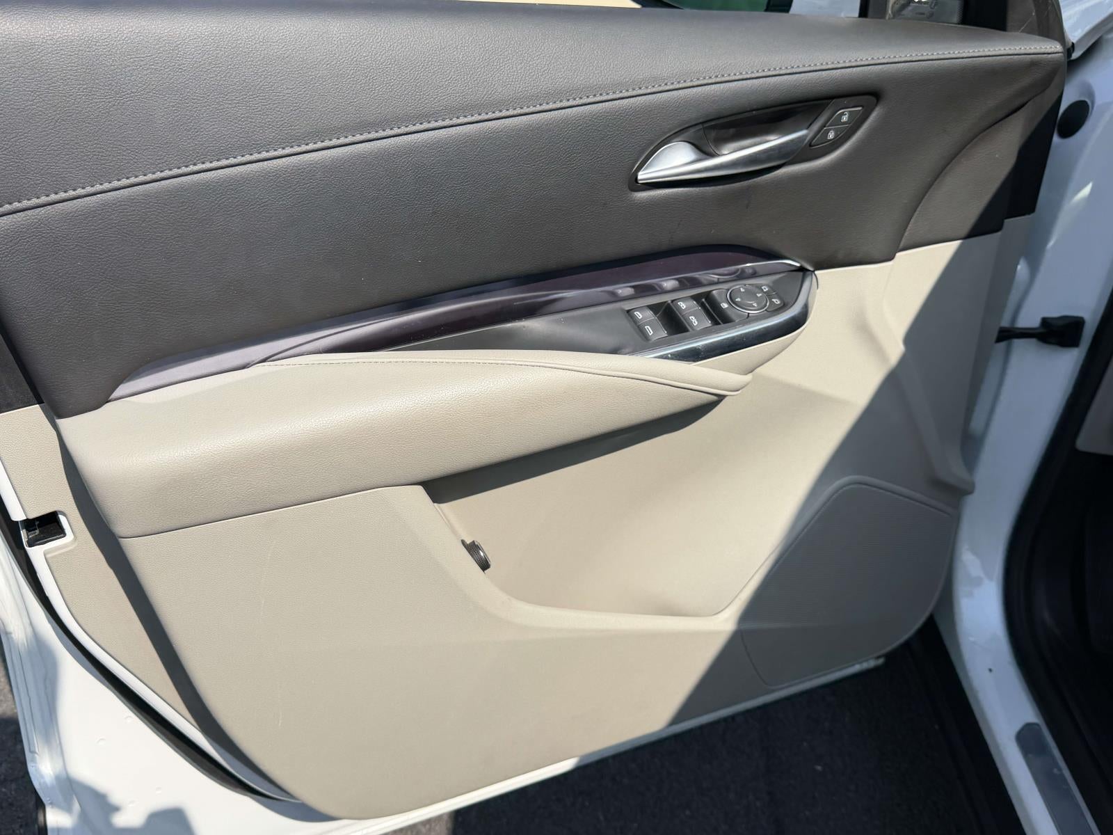 2023 Cadillac XT4 AWD Luxury