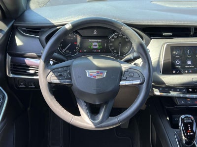 2022 Cadillac XT4 AWD Luxury