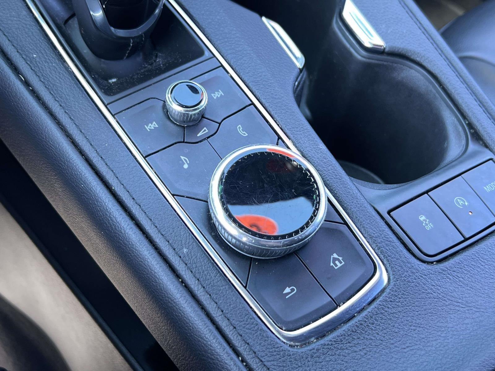 2022 Cadillac XT4 AWD Luxury