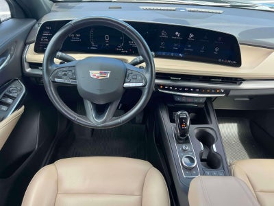 2024 Cadillac XT4 AWD Luxury