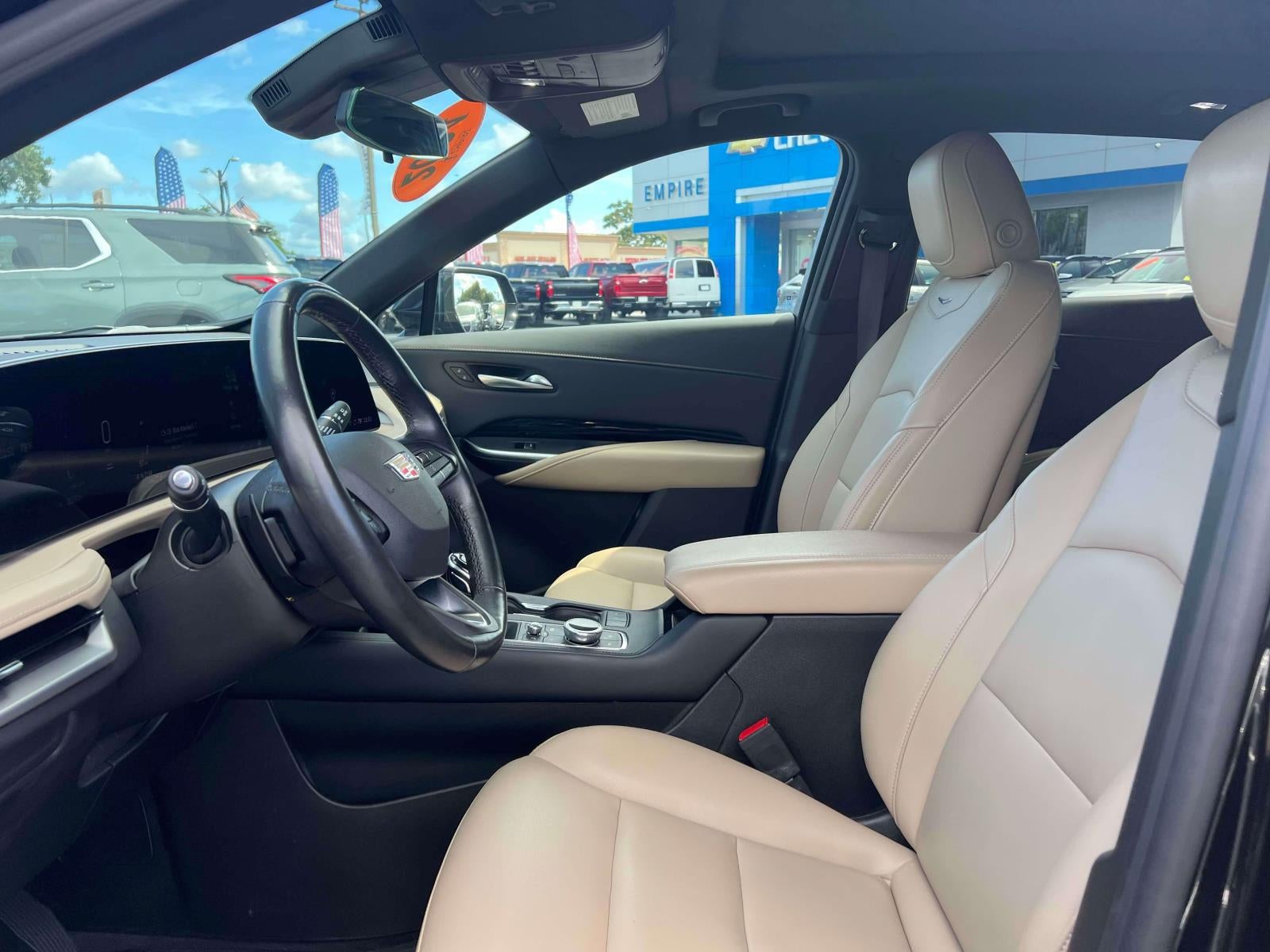 2024 Cadillac XT4 AWD Luxury
