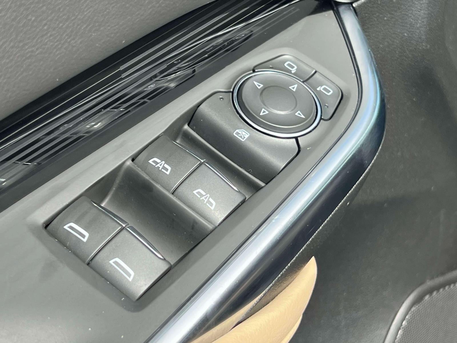 2024 Cadillac XT4 AWD Luxury