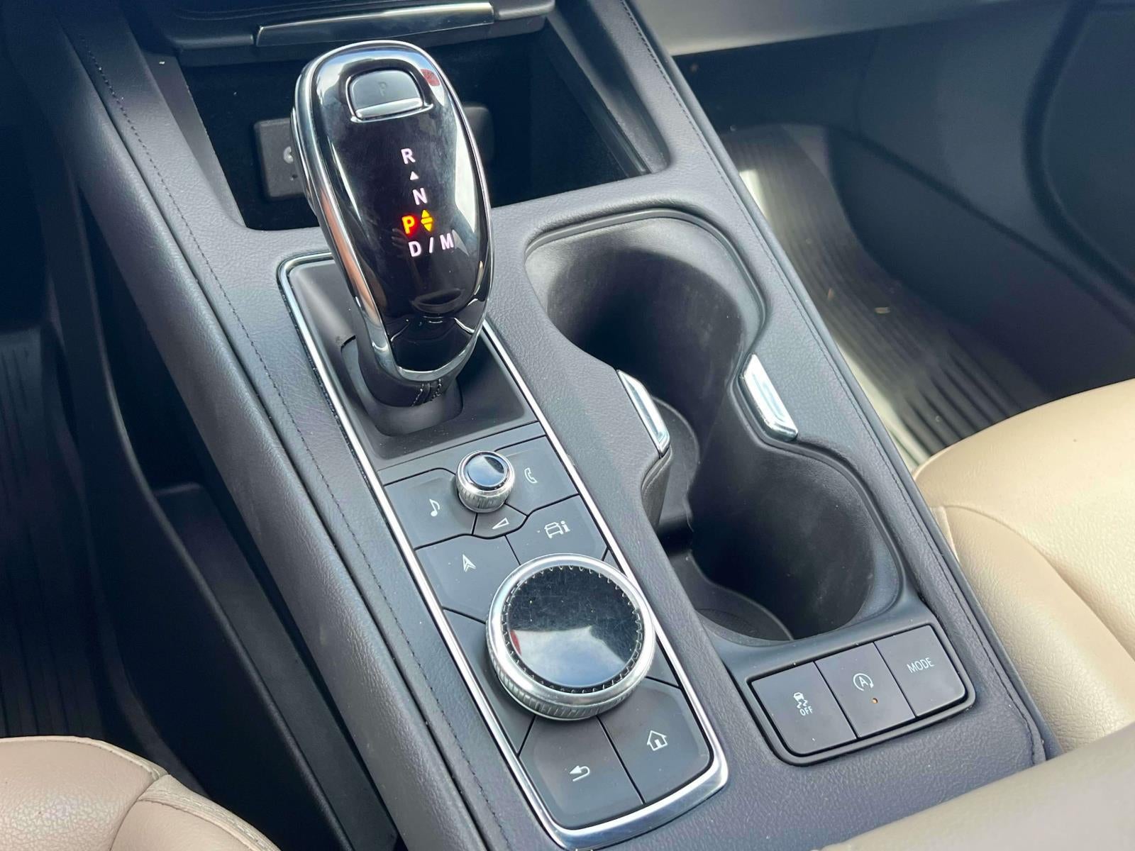 2024 Cadillac XT4 AWD Luxury