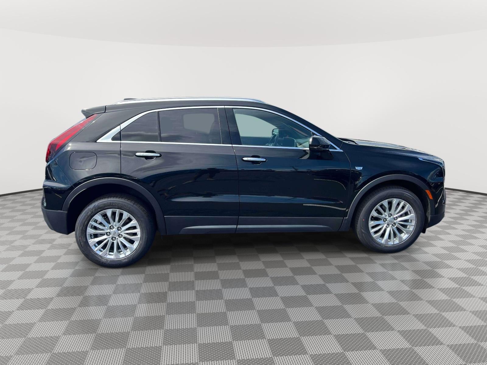 2024 Cadillac XT4 AWD Luxury