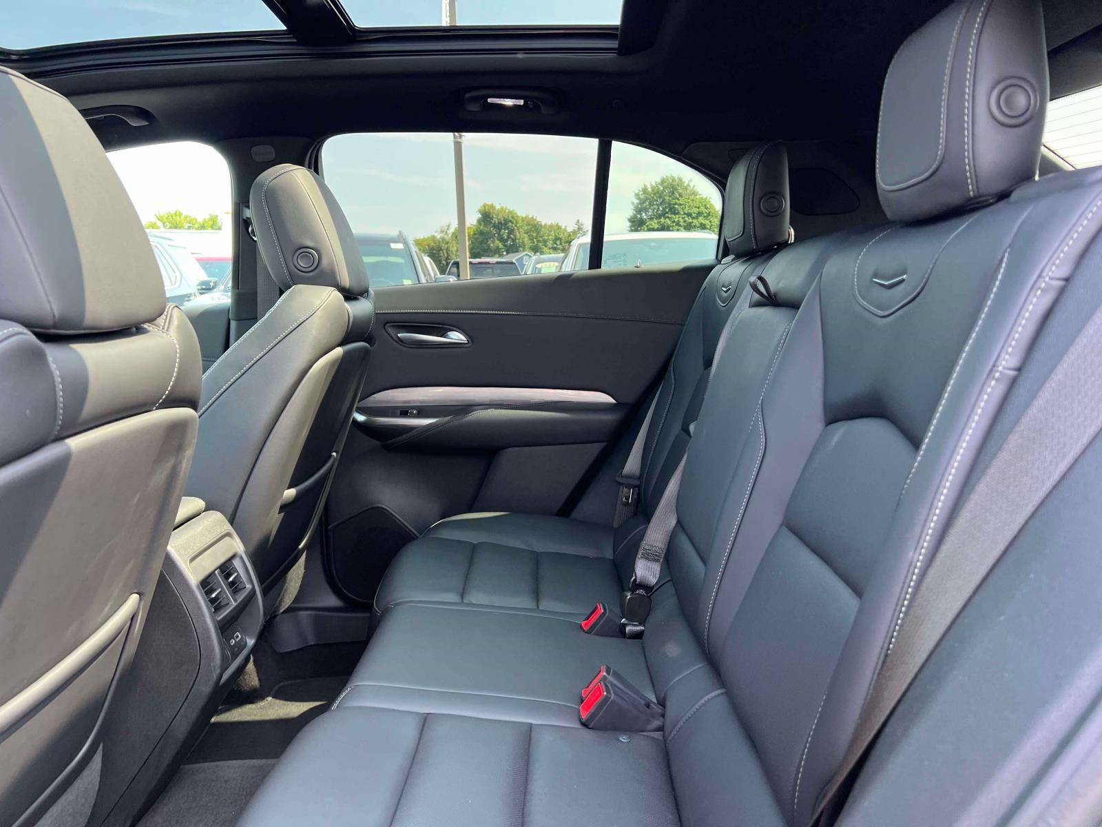 2024 Cadillac XT4 AWD Premium Luxury