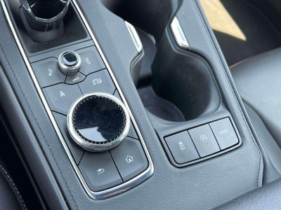 2024 Cadillac XT4 AWD Premium Luxury